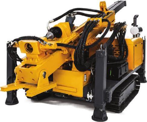 Máquina de sondagem KNK KN-150 hidráulica sobre esteiras